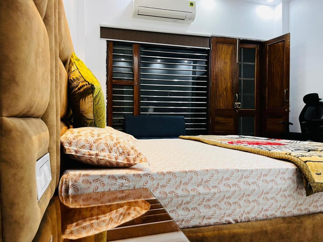 Shreshth Home Stay - Best Family Accommodation - 3Km From Har Ki Pauri, Haridwar, Uttarakhand Exterior foto